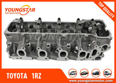 Silnik głowica cylindrów TOYOTA 1RZ 11101-75012;  Toyota Hiace 1RZ 2,0
