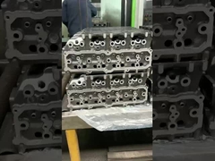 Głowica cylindra silnika 2.5D do MITSUBISHI S4S Serial 7BP02225 Model DP30