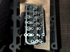 Młody STAR MOTOR D902 Guta żelaza głowica cylindra Assy dla Kubota X2230D BX2350D 1G962 - 03040