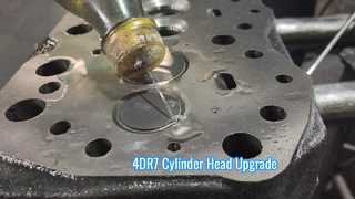 Głowica cylindra Mitsubishi 4DR7 ME997271